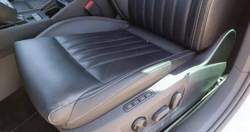 Skoda Superb cena 84900 przebieg: 185696, rok produkcji 2020 z Maszewo małe 352
